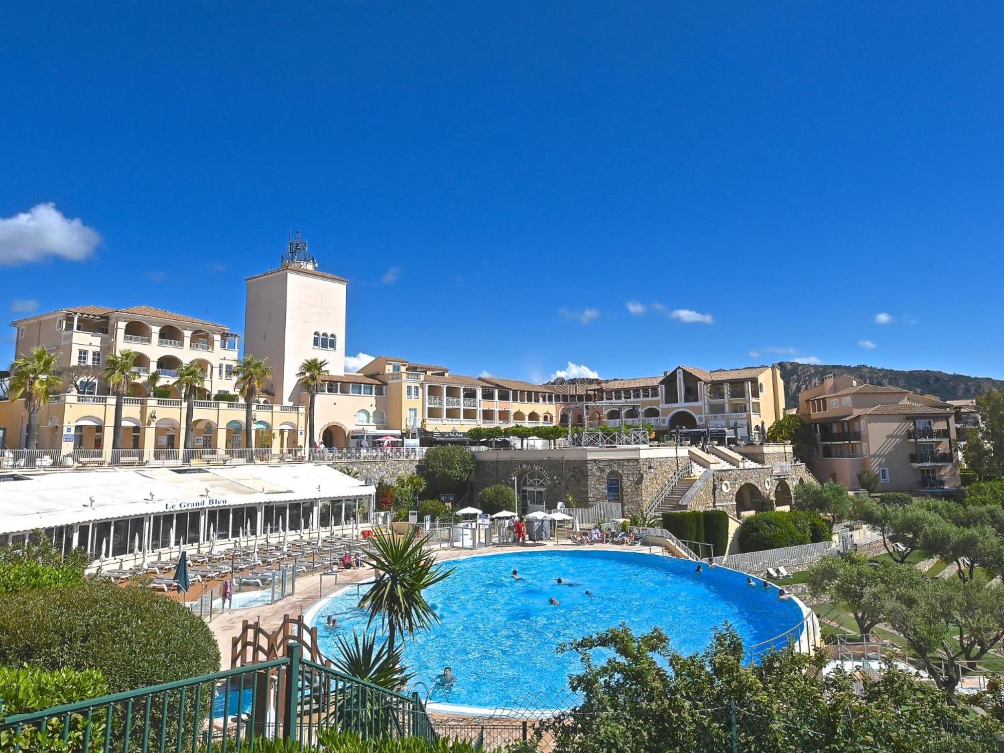 Apartment Village Cap Esterel - Le Village-14 By Interhome Saint-Raphaël Zewnętrze zdjęcie